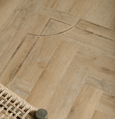 Amtico Signature comes with border designs for the added touch of high end finishing.